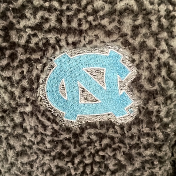 North Carolina UNC Chapel Hill cozy grey sweatshirt. - Picture 3 of 5